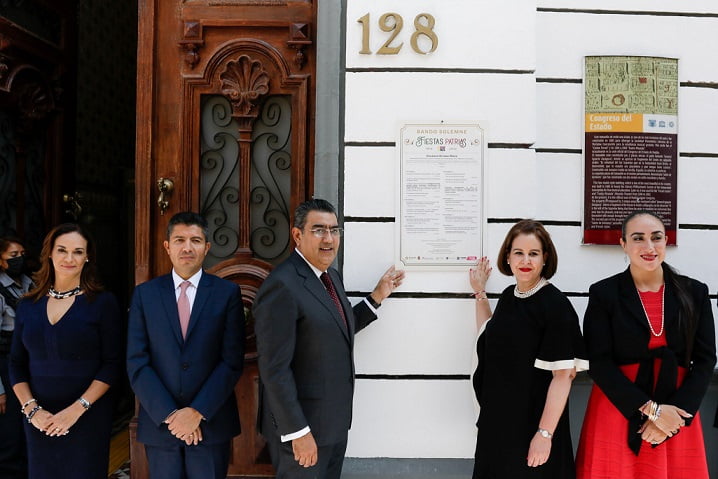 Colocan Bando Solemne en Congreso del Estado con motivo de las Fiestas Patrias