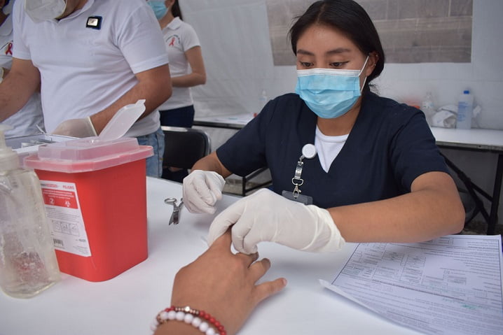 Viven con VIH 4 mil 667 personas en Puebla: Salud