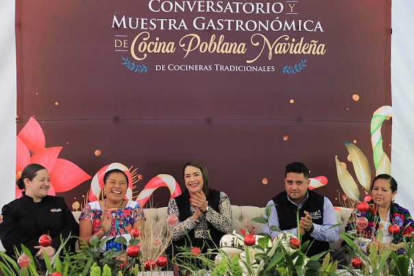 Organiza Turismo conversatorio para promover Cocina Poblana Navideña