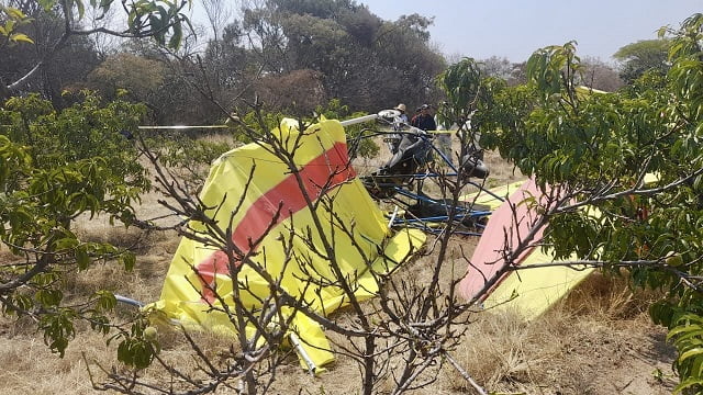 Un fallecido y otro lesionado, saldo de desplome de aeronave en Cohuecan