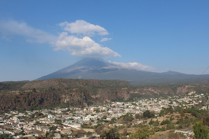 Alista Marina sobrevuelo en cráter del volcán Popocatépetl: Segob