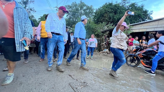 Reubicará Gobierno de Puebla 17 viviendas afectadas en Venustiano Carranza por impacto de Otis 