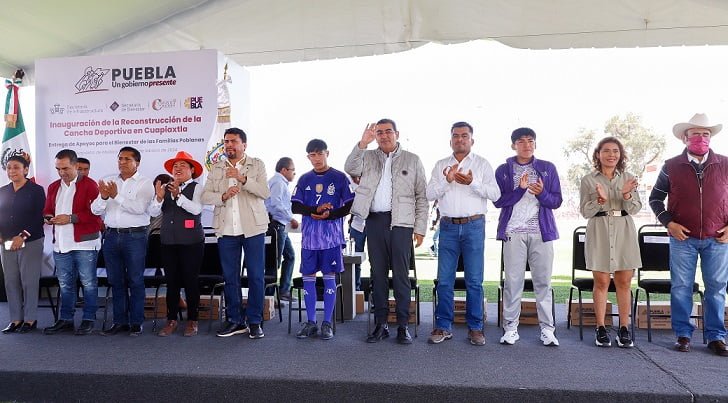 Inaugura Sergio Salomón cancha deportiva y sistemas de videovigilancia en Cuapiaxtla 
