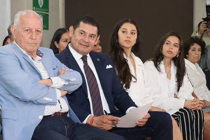 Armenta reconoce iniciativas que promueven la salud comunitaria en Puebla