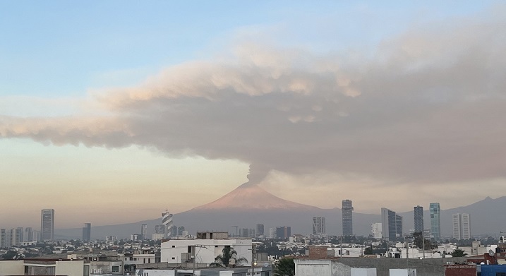Atlixco y Tehuacán mejora calidad del aire ante caída de ceniza del Popocatépetl: Céspedes 