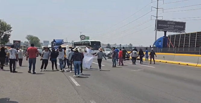 Dialoga Segob con pobladores de Xoxtla para que liberen Autopista México-Puebla