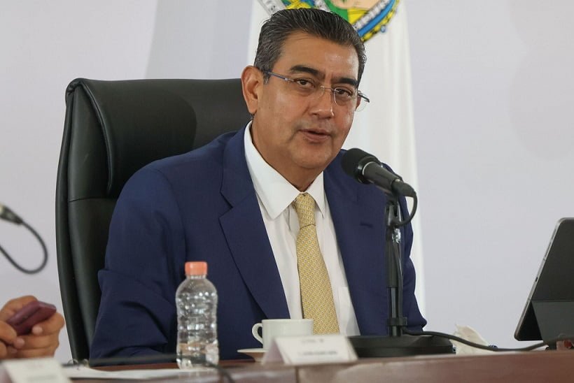 Valora Sergio Salomón la construcción de nueva sede de Secretaría de Finanzas