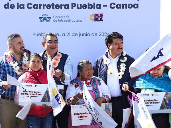 El Gobierno de Puebla promueve el desarrollo de las regiones y agiliza la llegada de más bienes y servicios