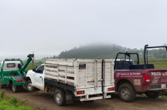 Aseguran SSP y SEMAR tres camionetas con hidrocarburo robado