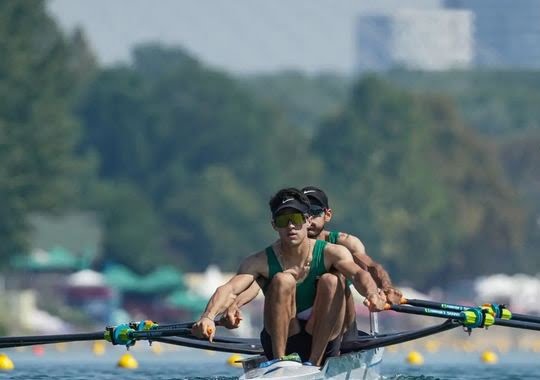 Miguel Carballo y Alexis López clasifican a semifinales de remo en París 2024