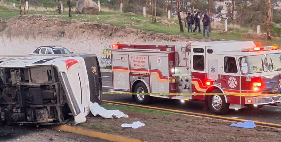 Accidente de autobús deja una persona sin vida y 12 lesionados en Texcoco-Calpulalpan