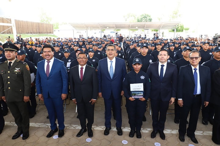 Preside Sergio Salomón graduación de 170 Policías, los convoca a garantizar paz social