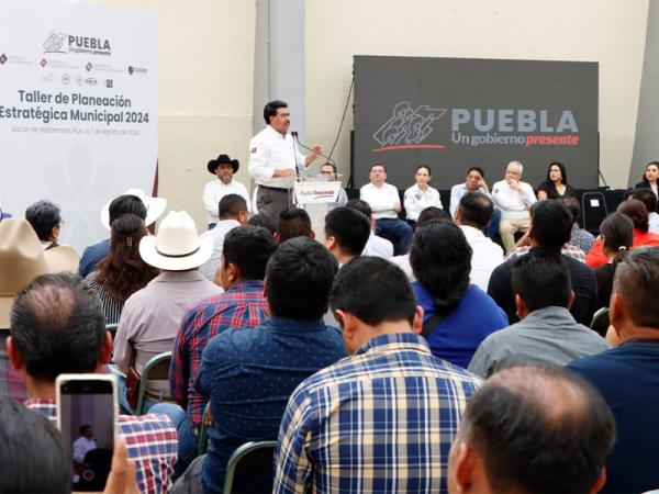 Con taller, gobierno estatal promueve estabilidad y cohesión social en la Mixteca