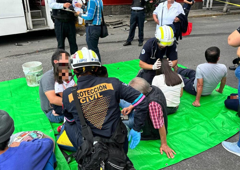 Trágico accidente deja 25 personas lesionadas en El Carmen