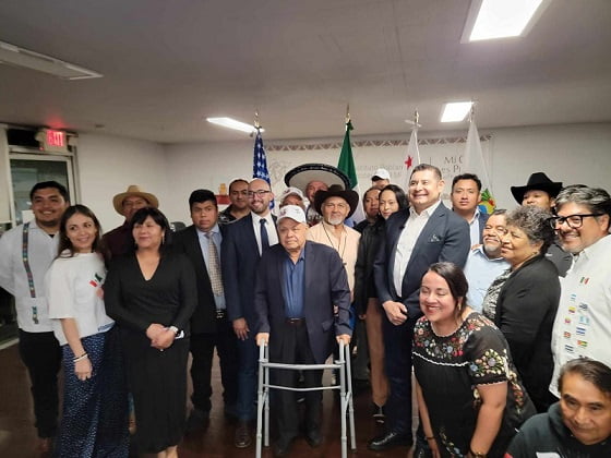 Armenta presenta nuevo esquema de “Mi Casa es Puebla” a comunidad migrante de California