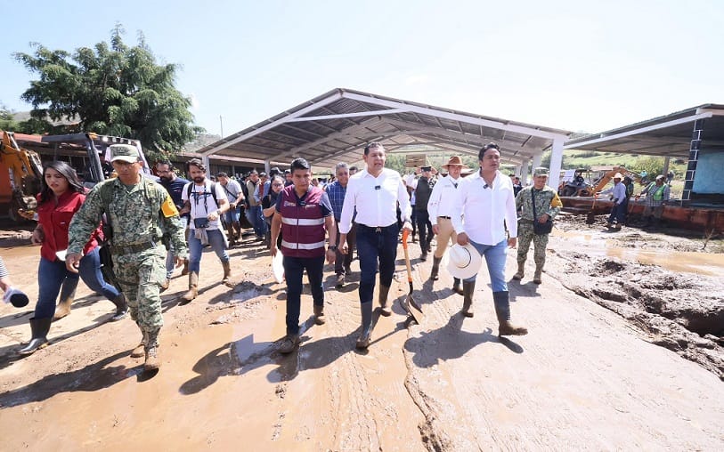 Promete Armenta recuperar viviendas de 136 damnificados en Chignahuapan, tras fuertes lluvias
