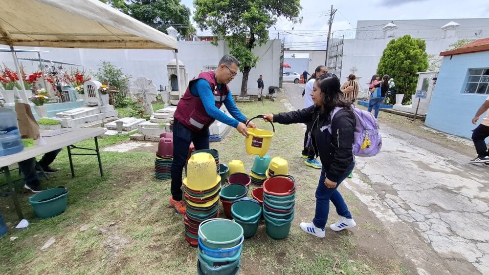 Acudieron más de 22 mil visitantes al Panteón Municipal por el Día del Padre