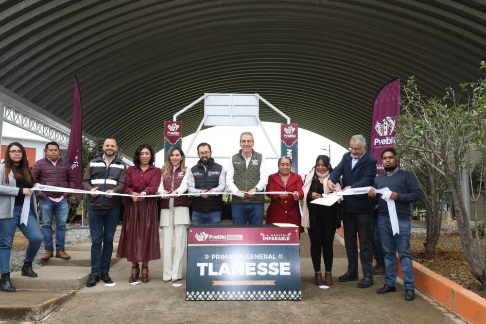 Entrega Pepe Chedraui obra educativa en la Primaria General Tlanesse