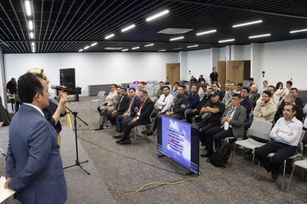 Celebra Congreso Día del Padre; reconoce la entrega de trabajadores