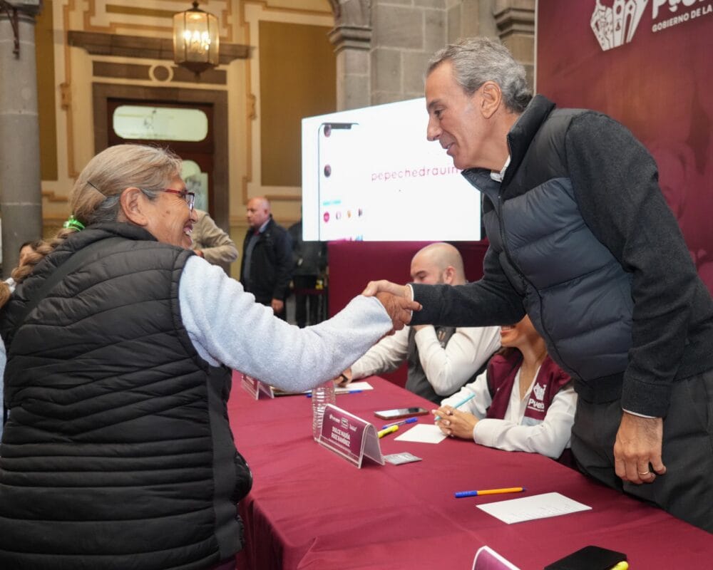 Continúa La Capital te Escucha: en el Palacio Municipal, Pepe Chedraui recibió a poblanas y poblanos