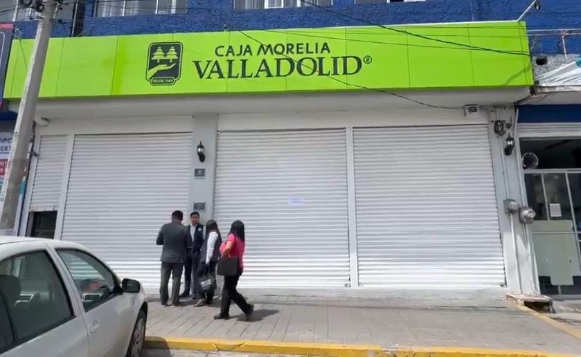 Asaltan caja Morelia Valladolid en la colonia La Paz
