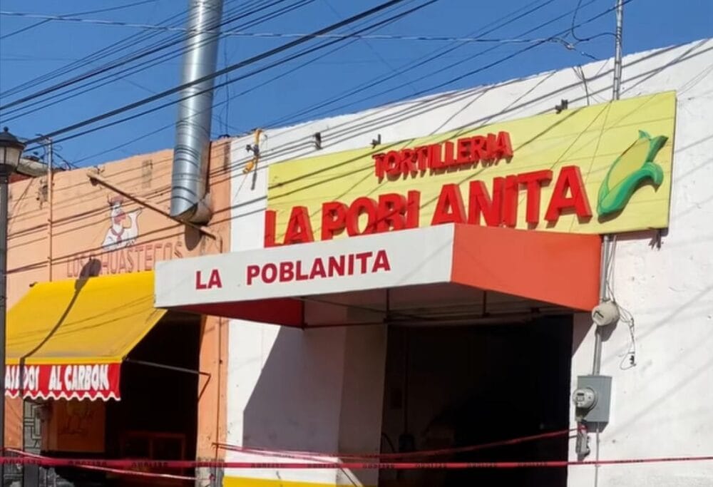 Hombre es asesinado a golpes dentro de tortillería en Izúcar de Matamoros
