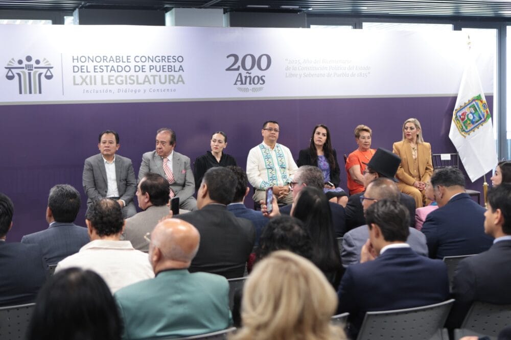 Analizan en Congreso constitucionalismo del siglo XXI y fortalecimiento del Estado de Derecho