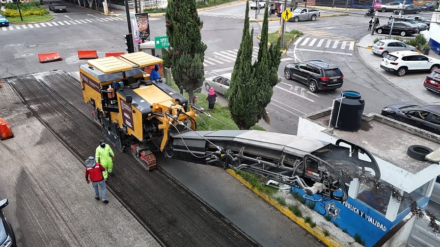 Con Módulos de Pavimentación Gobierno Estatal inicia rehabilitación del Camino Real a Cholula