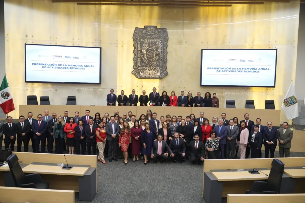 Refrendan Poderes trabajo coordinado en favor de Puebla