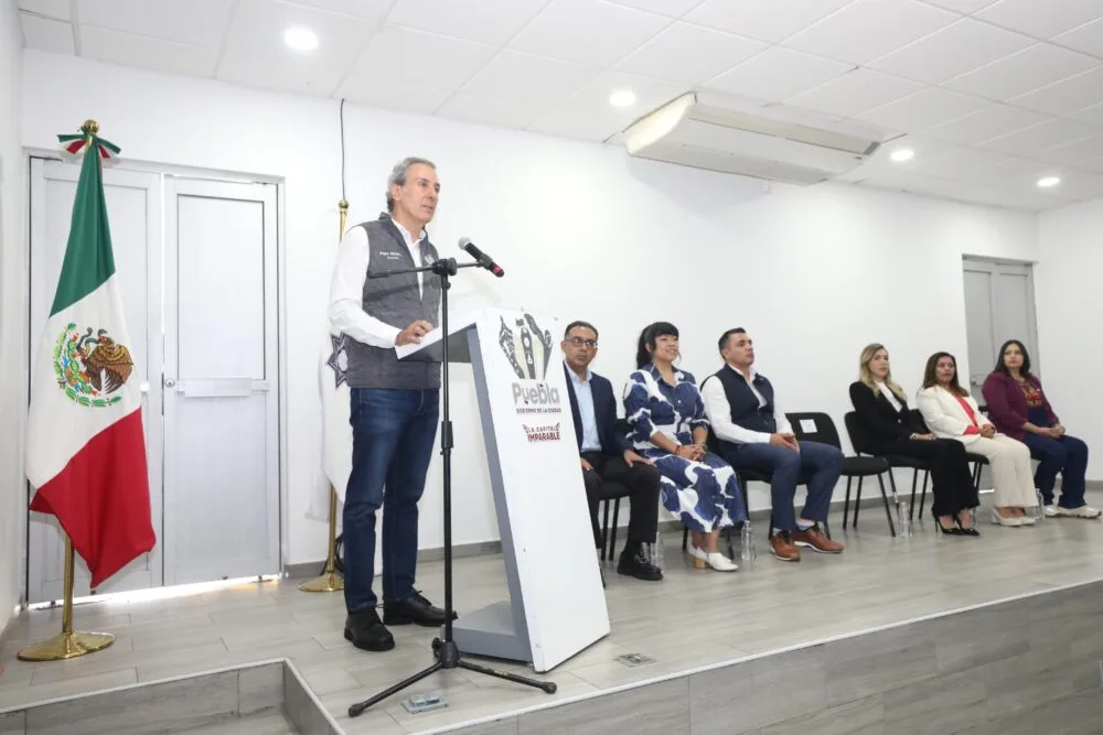 Encabeza Pepe Chedraui ceremonia de clausura de capacitación a policías de la ciudad sobre órdenes de protección
