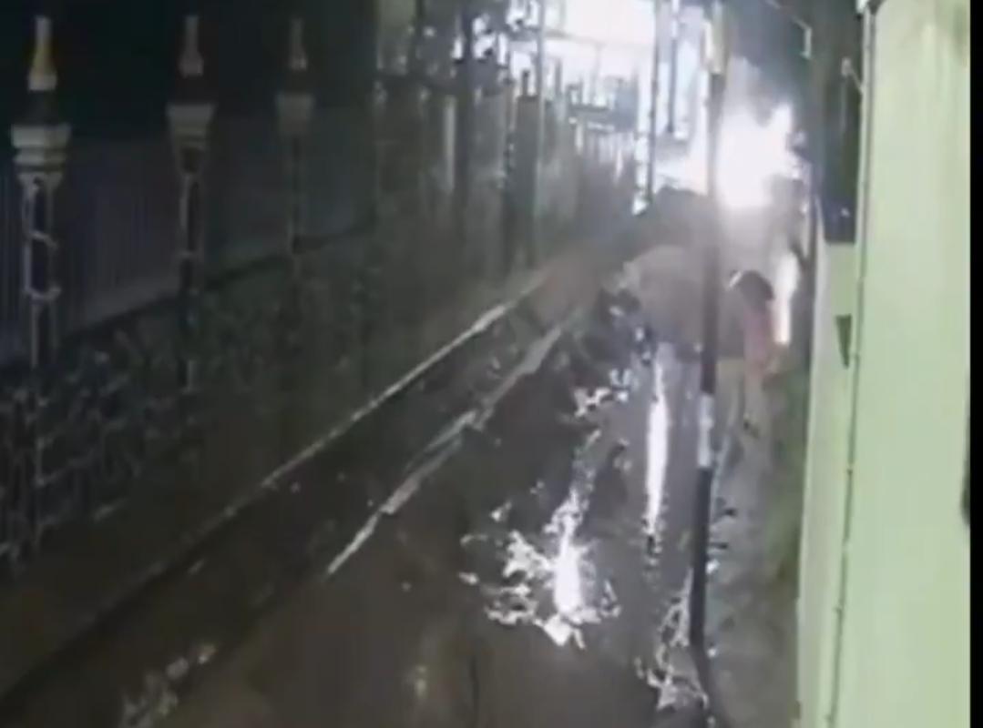 Barda se desploma y cae sobre mujer de la tercera edad en San Pedro Cholula