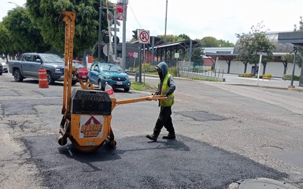 Campaña Capitalina Bacheando Puebla: trabajo permanente en materia infraestructura vial