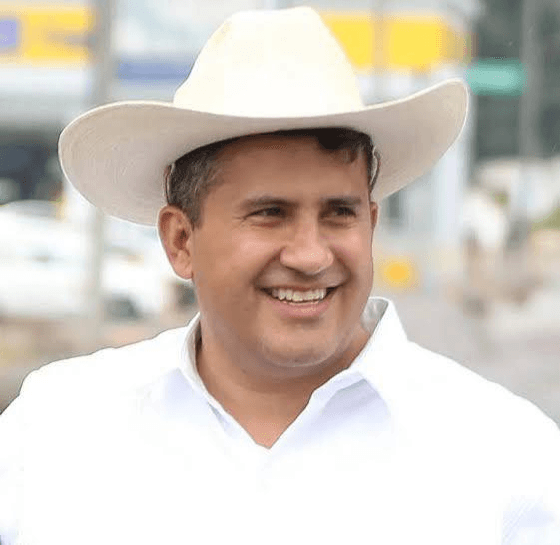 Identifica FGE al asesino de Carlos Manzo; tenía 17 años