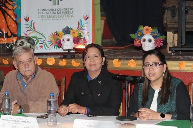 Legislar es escuchar, trabajar y transformar, afirma la diputada Guadalupe Vargas en su Primer Informe