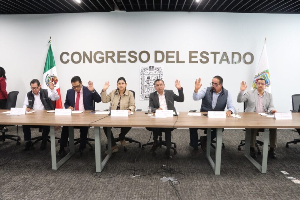 Aprueba Comisión del Congreso exhorto para vigilar cumplimiento del pago de aguinaldo