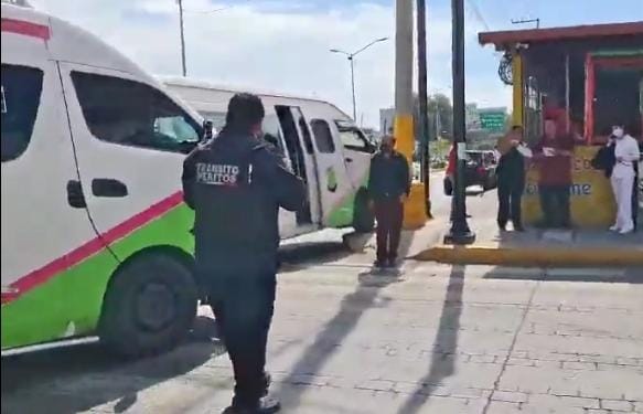 Choque entre unidades de Ruta 6 deja 10 lesionados en Calzada Ignacio Zaragoza