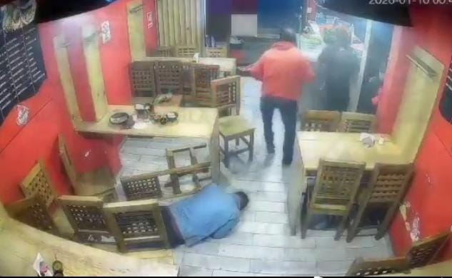 Asalto a mano armada deja un muerto en taquería “El Asadito” en Amozoc