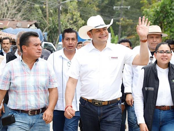 Con Obra Comunitaria Gobierno de Puebla combate rezagos en educación, seguridad e infraestructura