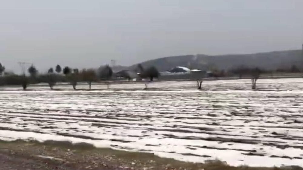 SEP garantiza continuidad escolar y seguridad tras granizada en Lafragua
