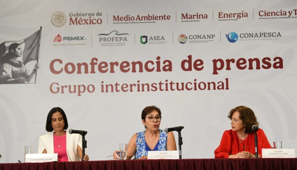 Derrame en el Golfo: Sheinbaum ordena investigación y cesan a 3 funcionarios