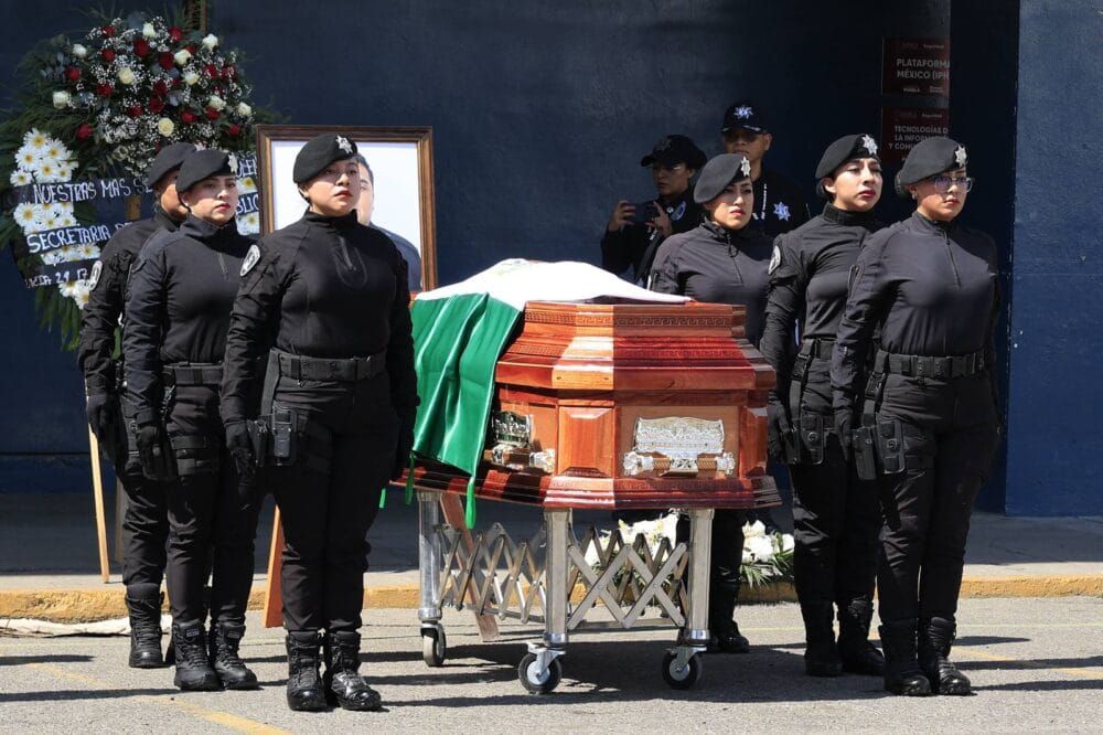 Con honor y respeto, despide SSP a policía fallecido en cumplimiento del deber