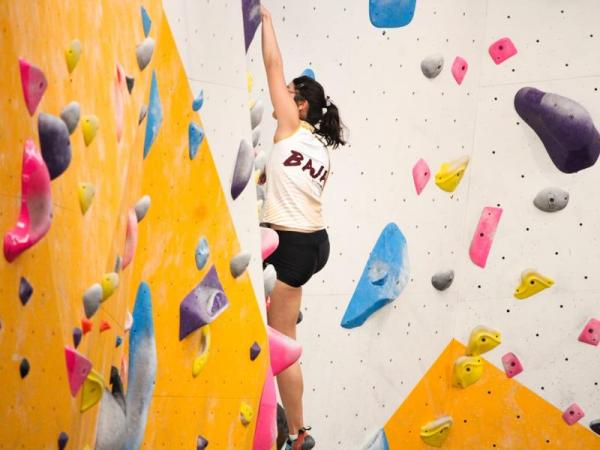 Puebla avanza a la gran final de escalada deportiva