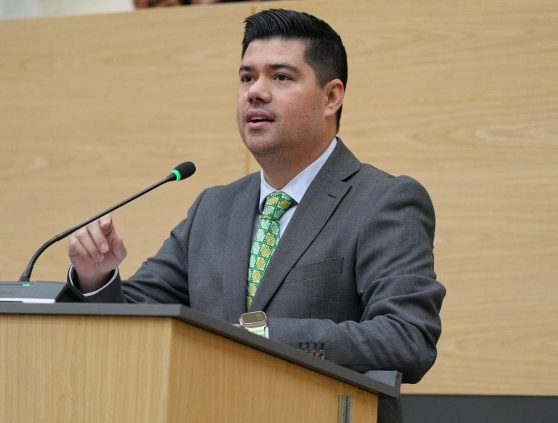 Jimmy Natale logra garantizar el libre acceso a personas con discapacidad y sus animales de servicio 