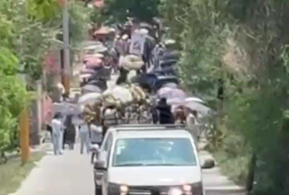 Comunidad de Tehuitzingo da último adiós a las víctimas de masacre registrada el fin de semana