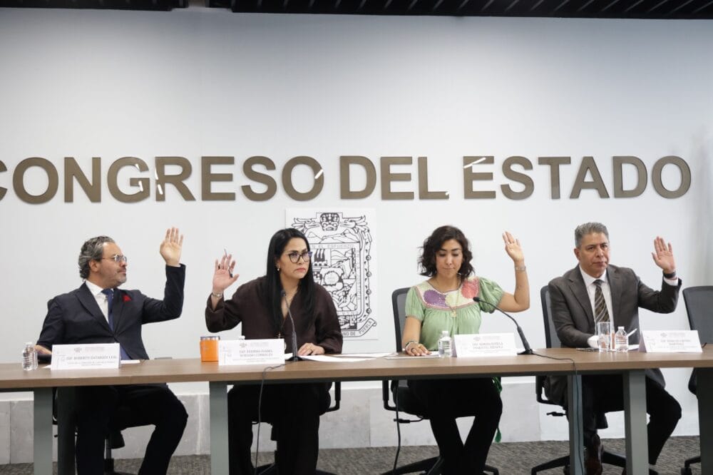 Aprueba Comisión del Congreso exhortos para la rehabilitación de carreteras de Puebla