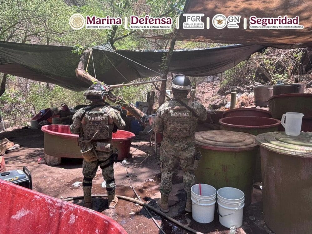 Autoridades federales inhabilitan cinco laboratorios clandestinos de metanfetamina en Jalisco, Nayarit y Sinaloa
