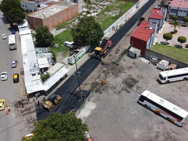 Trámites, servicios, municipios   Inicia Gobierno Estatal pavimentación de seis vialidades más en la capital poblana