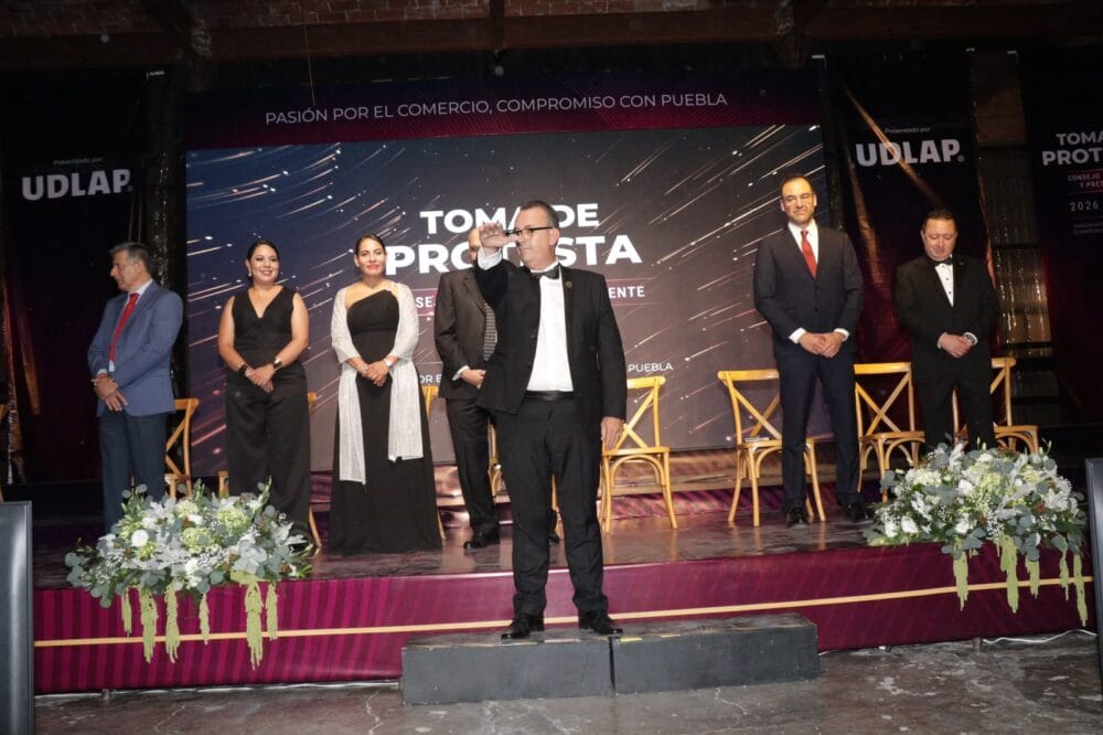 Héctor Landero Camacho asume la presidencia de la Cámara de Comercio, Servicios  y Turismo de Puebla para el periodo 2026–2028