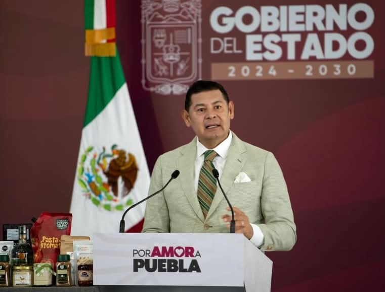 Llama Alejandro Armenta a BUAP a que no haya ningún joven rechazado