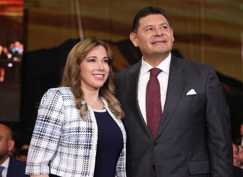 Promete Armenta Cablebús, Rehabilitación de 100 Vialidades y revisar concesión a Agua de Puebla 